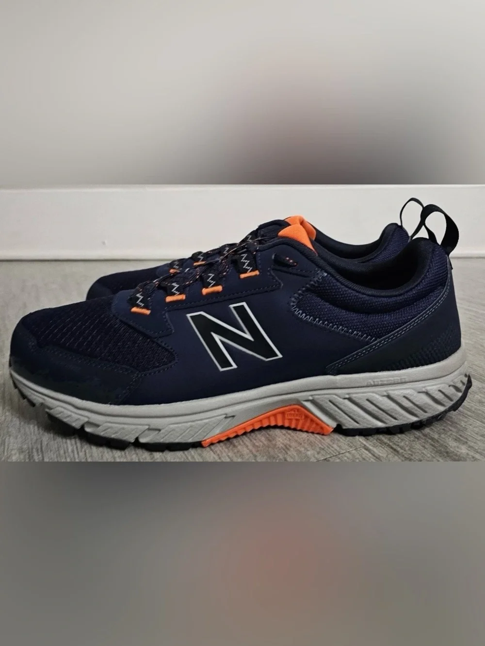 NEW IN THE BOX Men’s New Balance 510 Navy Blue Trail Running Athletic Shoes